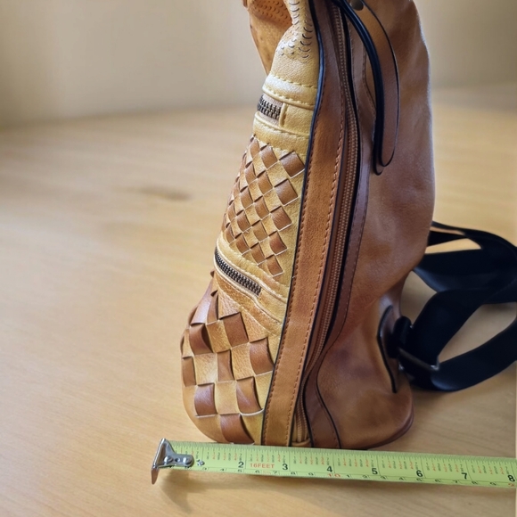 Woven Zippered Vintage Backpack With Cut-Outs - Picture 8 of 12